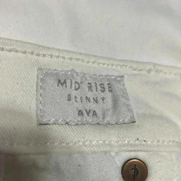 Lucky Brand White Ava Mid Rise Skinny Woman’s Distressed Ankle Jeans Size 10/30. - Picture 11 of 15